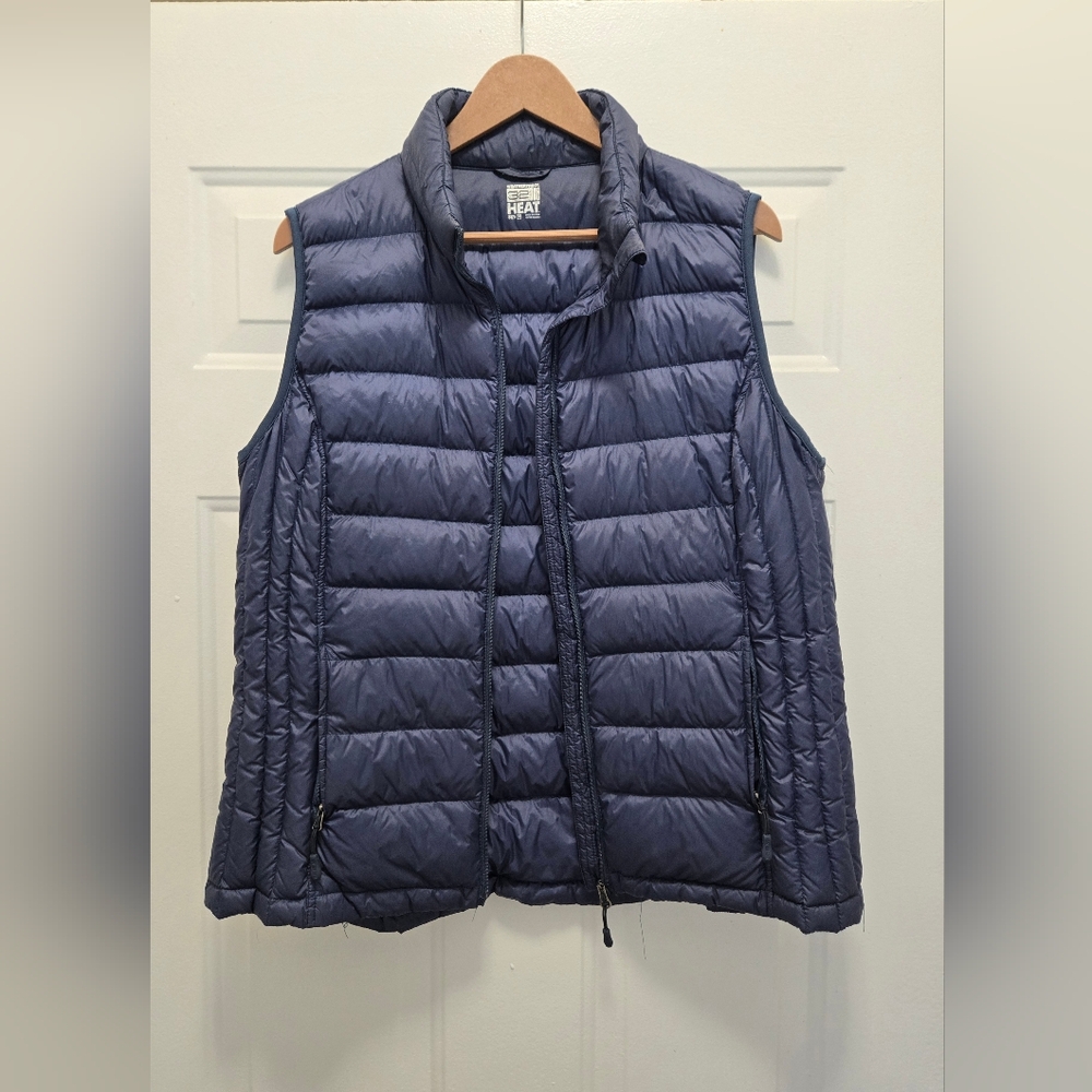 32 Degrees Heat women's ultra-light down puffer vest in blue